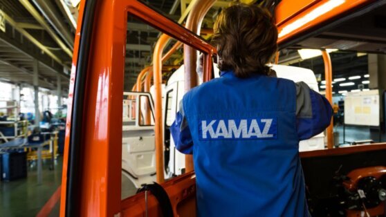    Первые беспилотные КамАЗы поедут по трассе "Нева" 14 июня Анна Белая