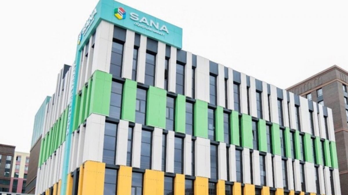    Фото: instagram.com/jenis_qasymbek Август Макаров