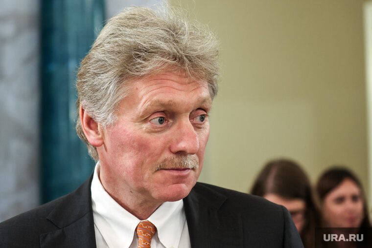    Юрий Ушаков проведет переговоры с Ватиканом, заявил Дмитрий Песков