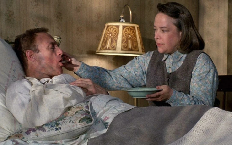 Кадр из фильма "Мизери" / Misery, (1990), режиссёр Роб Райнер