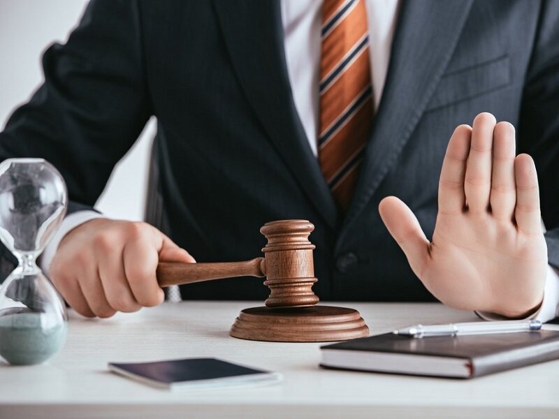 Правила списания задолженности с карт должников изменены