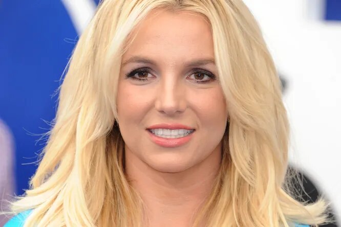 Источник фото: https://www.cosmo.ru/stars/news/23-06-2015/britni-spirs-rasstalas-s-boyfrendom/