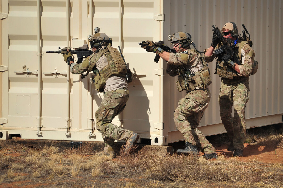 Отряд дельта. Спецназ ССО США. Спецназ США Дельта. Special Forces американский спецназ. Дельта ССО США