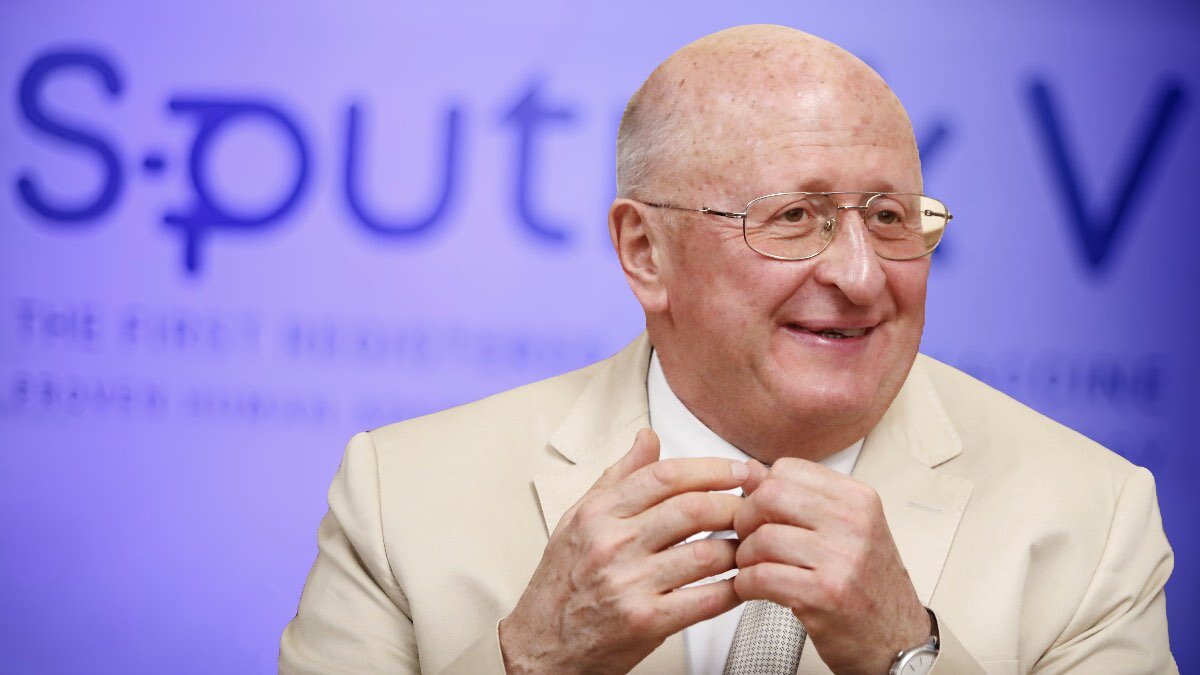 Александр Гинцбург на пресс-конференции 