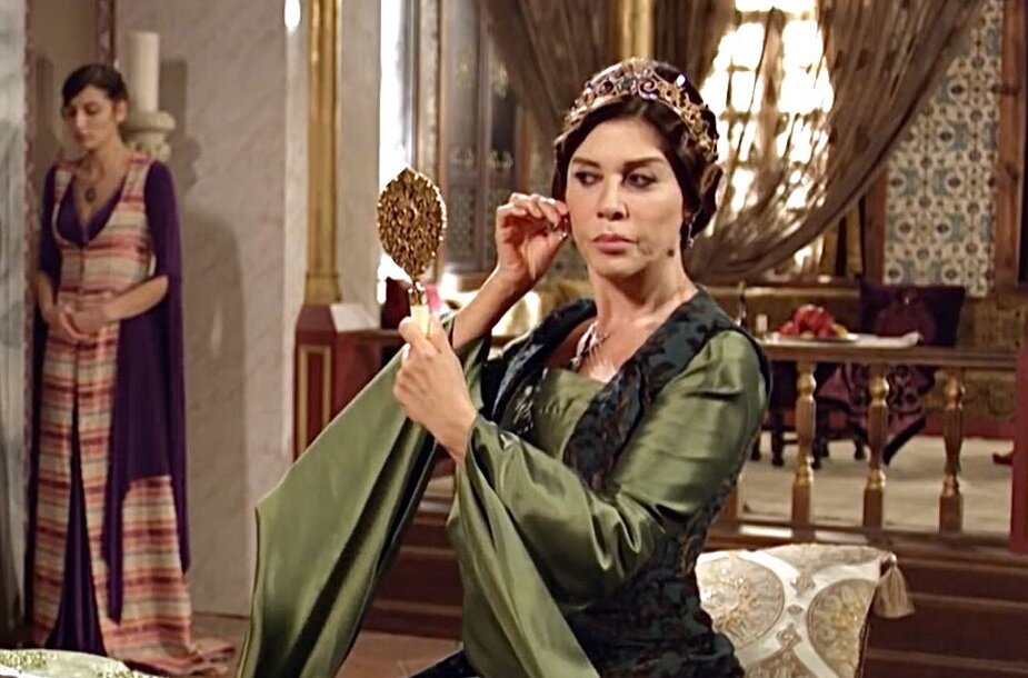 Кадр из сериала "Великолепный век"