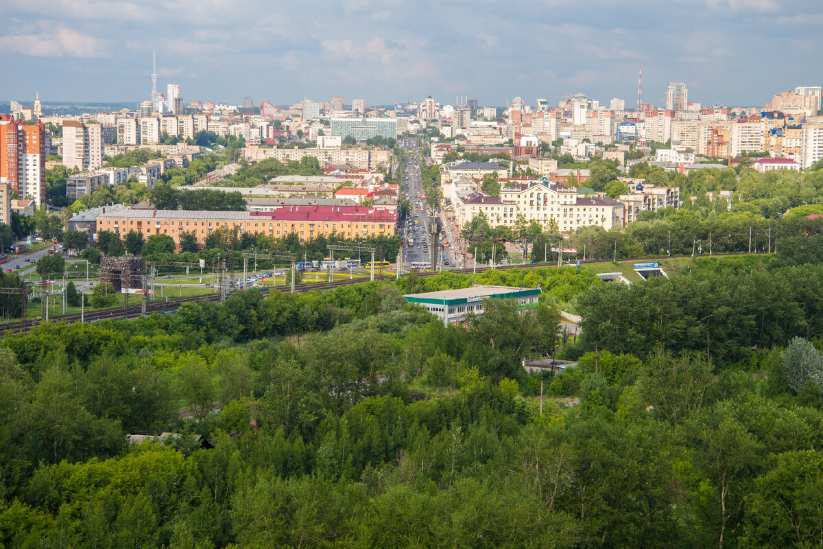 Пермь больше. Пермь окраина. Пермь зеленая. Место в Перми в зелени.