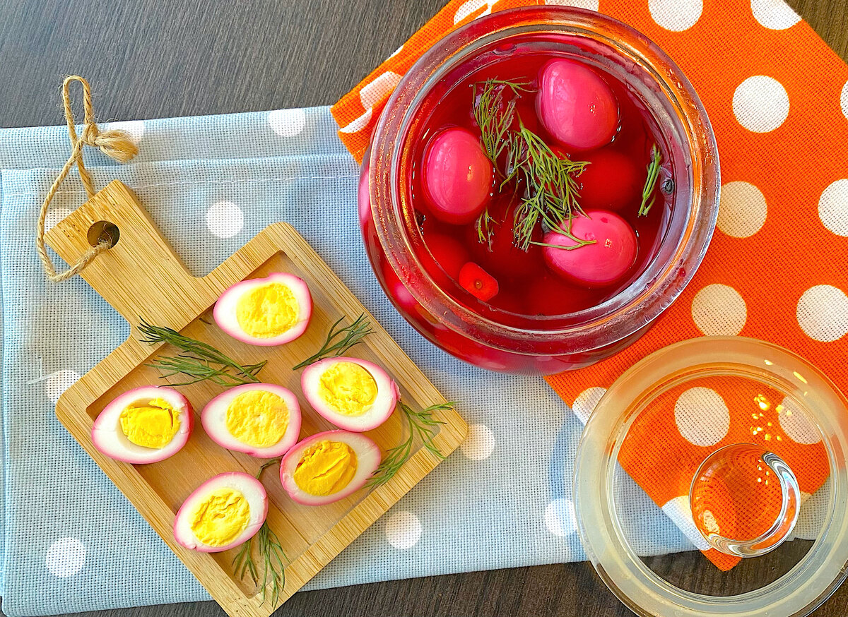 Мариную яйца и подаю на праздничный стол в качестве закуски | Домохозяйка  со стажем Галина | Дзен