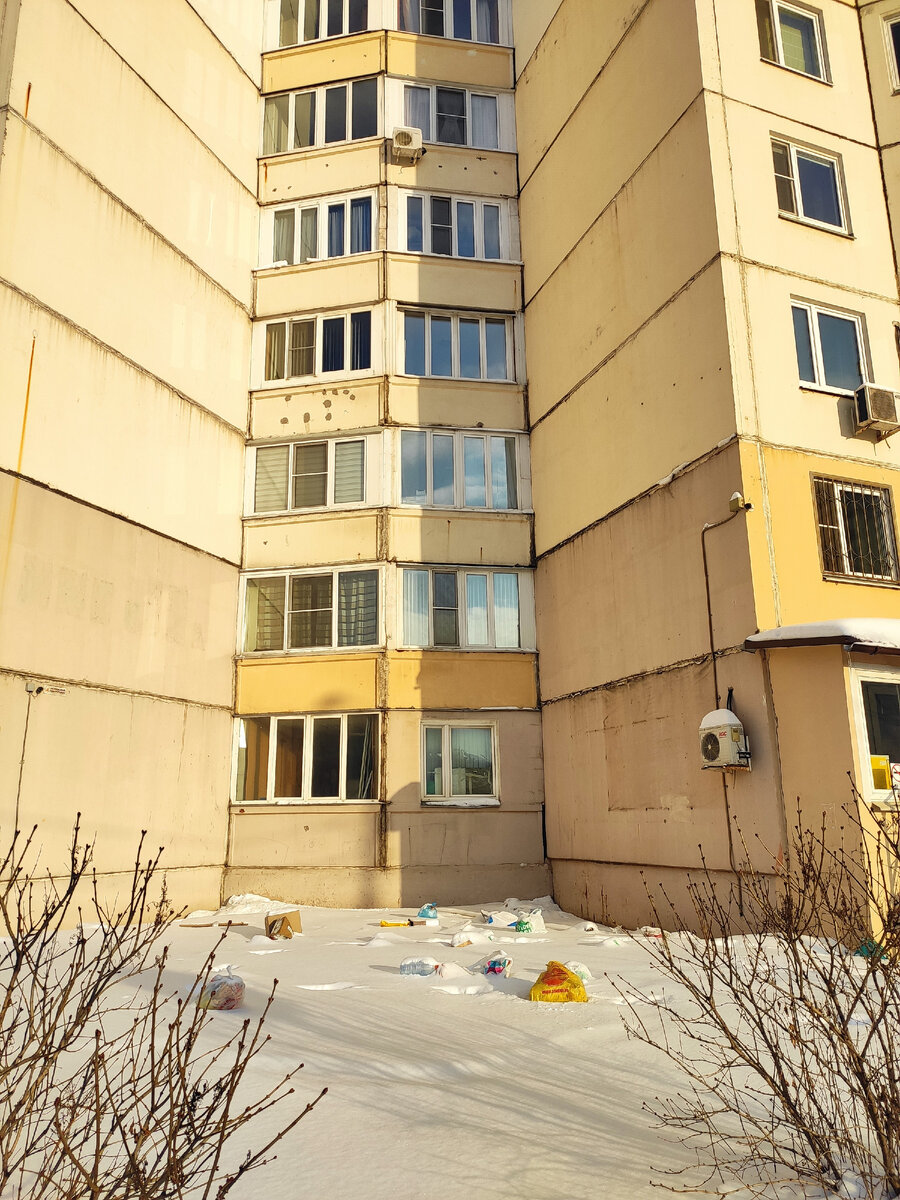 Мусор жильцов 