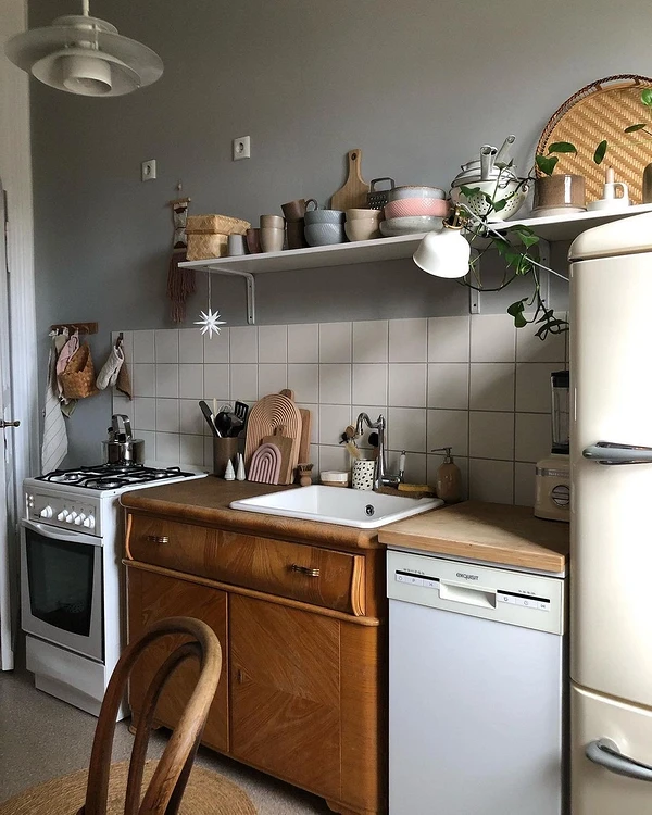 Instagram @villakarobunt