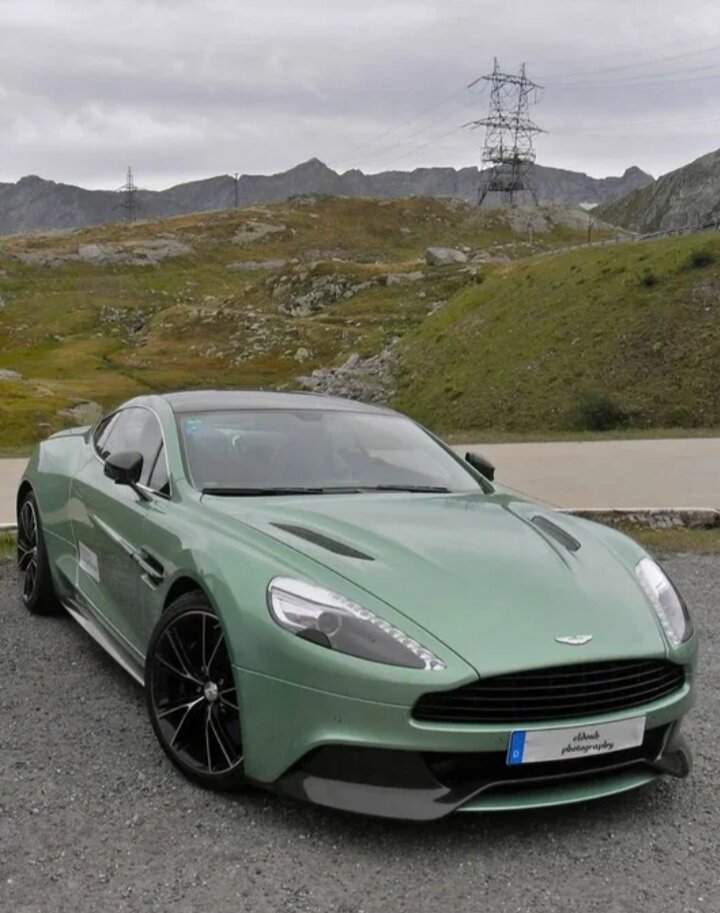 История создания Aston Martin и его уникальный стиль