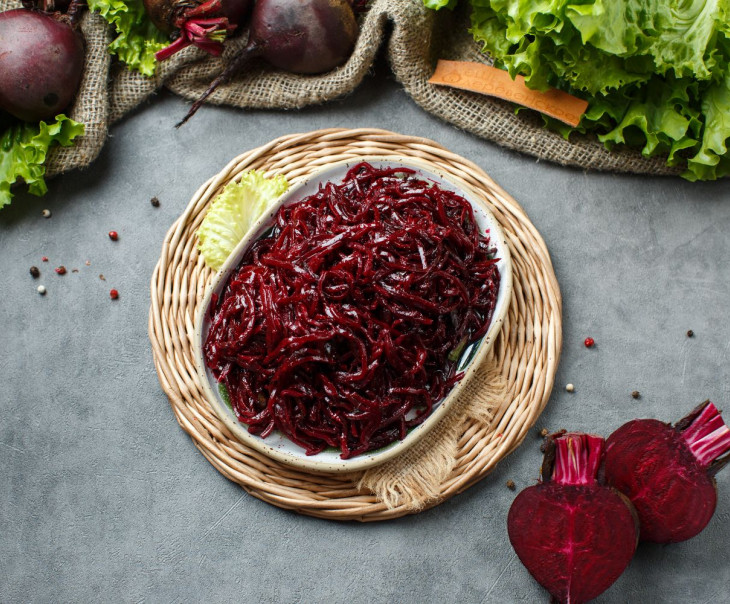 Фото делала не я. Я еще так не умею. Но свекла выглядит просто замечательно. 