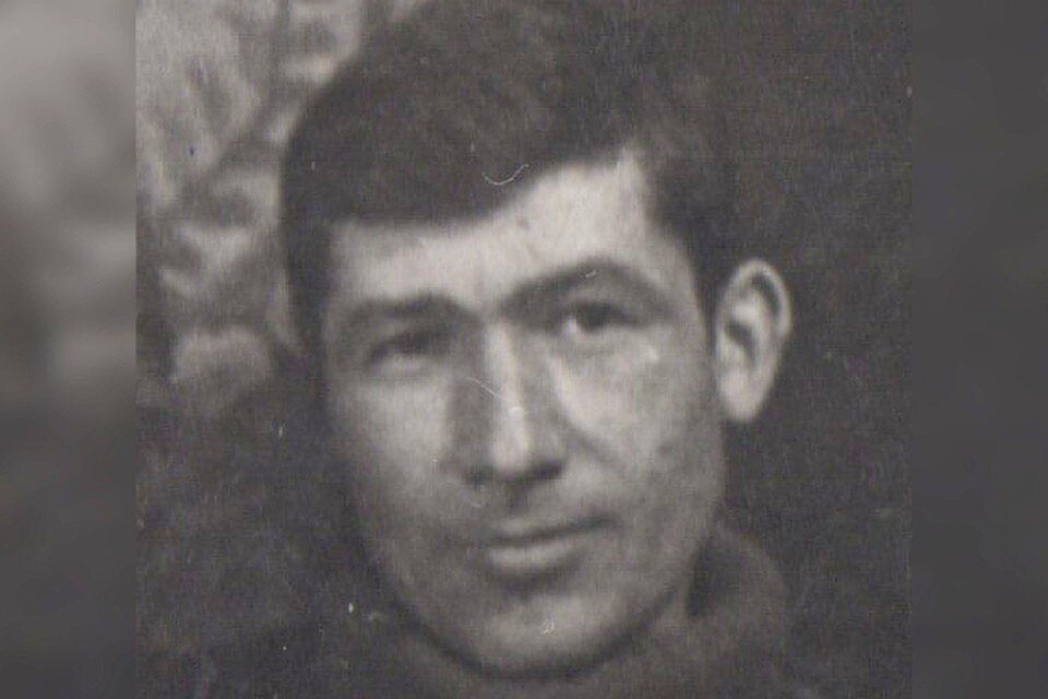     Иван Лукин был призван в 1941 году, воевал на Донбассе, затем - под Сталинградом  Из личного архива