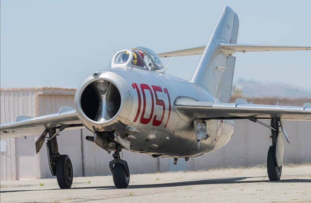 МиГ-15 "Fagot" производили не только В СССР, но и в Китае, Польше и Чехословакии. История главного реактива СССР