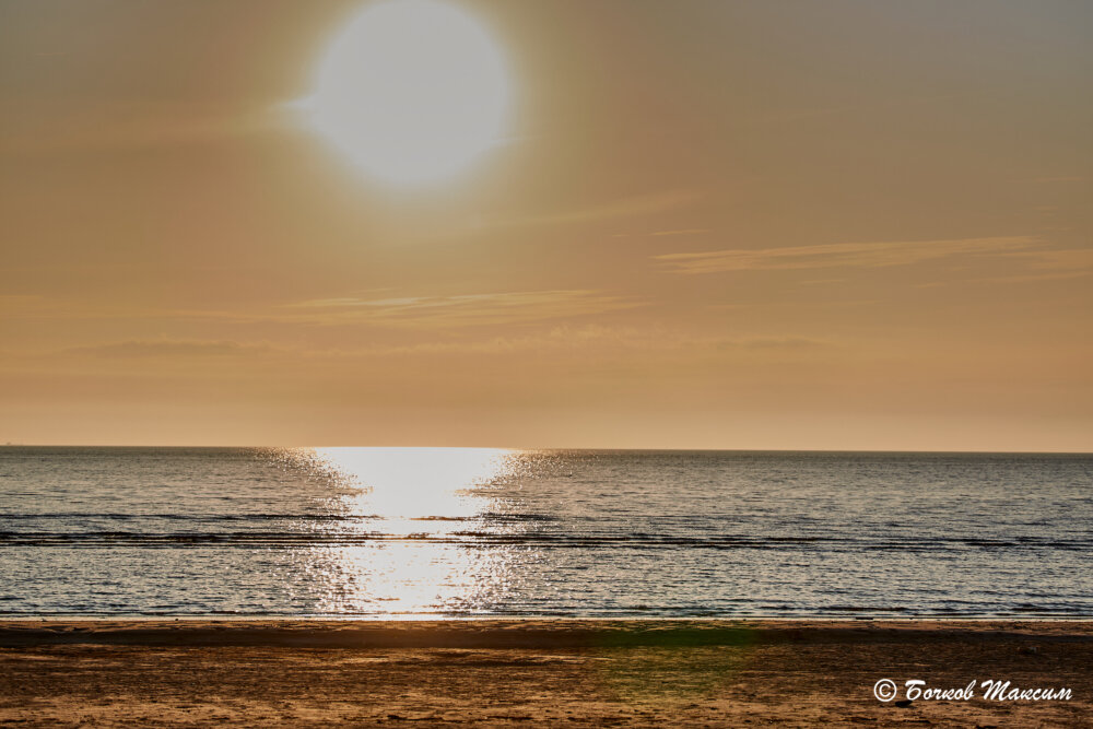 Остров Ягры, Белое море на закате.