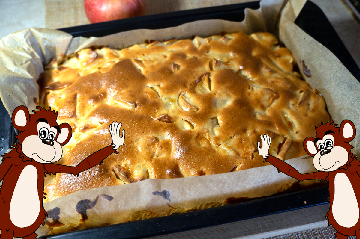 Шарлотка на сметанке 