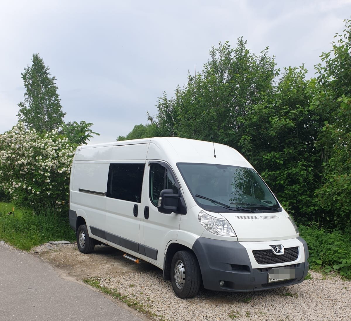 Вот этот бусик