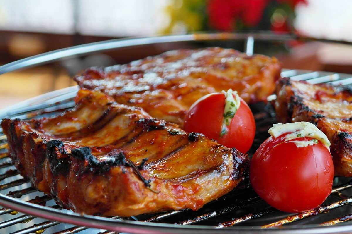 СВИНЫЕ РЕБРА В КРАСНОМ ВИНЕ НА ГРИЛЕ