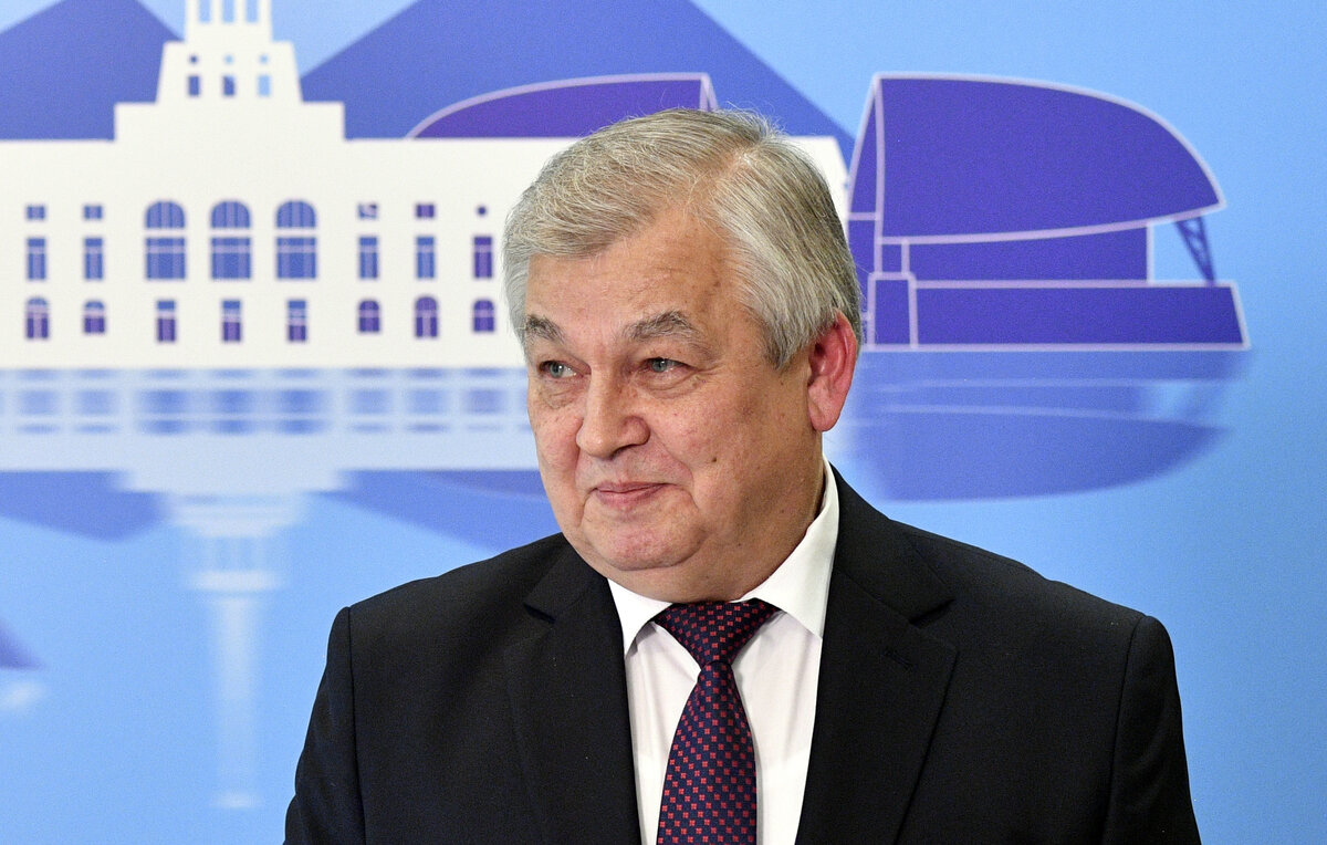    Александр Лаврентьев  Евгений Биятов/POOL/ТАСС