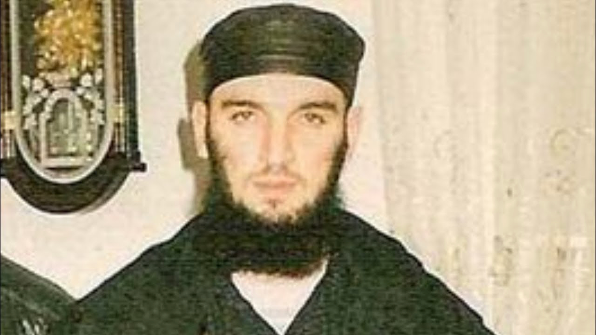 Аша бараев. Полевой командир бараев. полевой командир арби бараева. ликвидация арби бараева. арби алаутдинович бараев.
