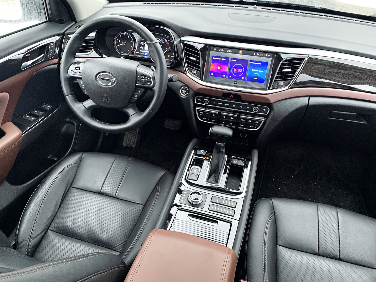 Салон GAC GS8