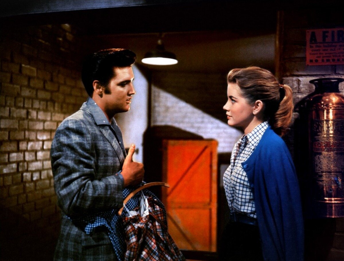 Кадр из фильма "Любить тебя", 1957 г.