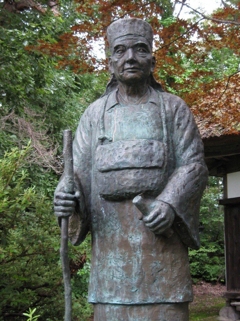 Kobayahsi Issa's statue at Kashiwabara