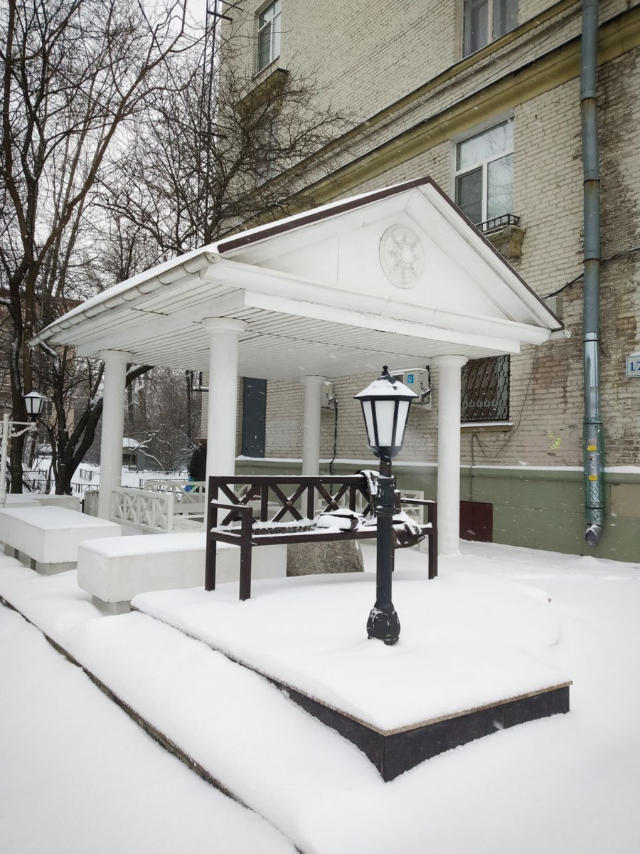 Памятник Пушкин ушел. Фото автора