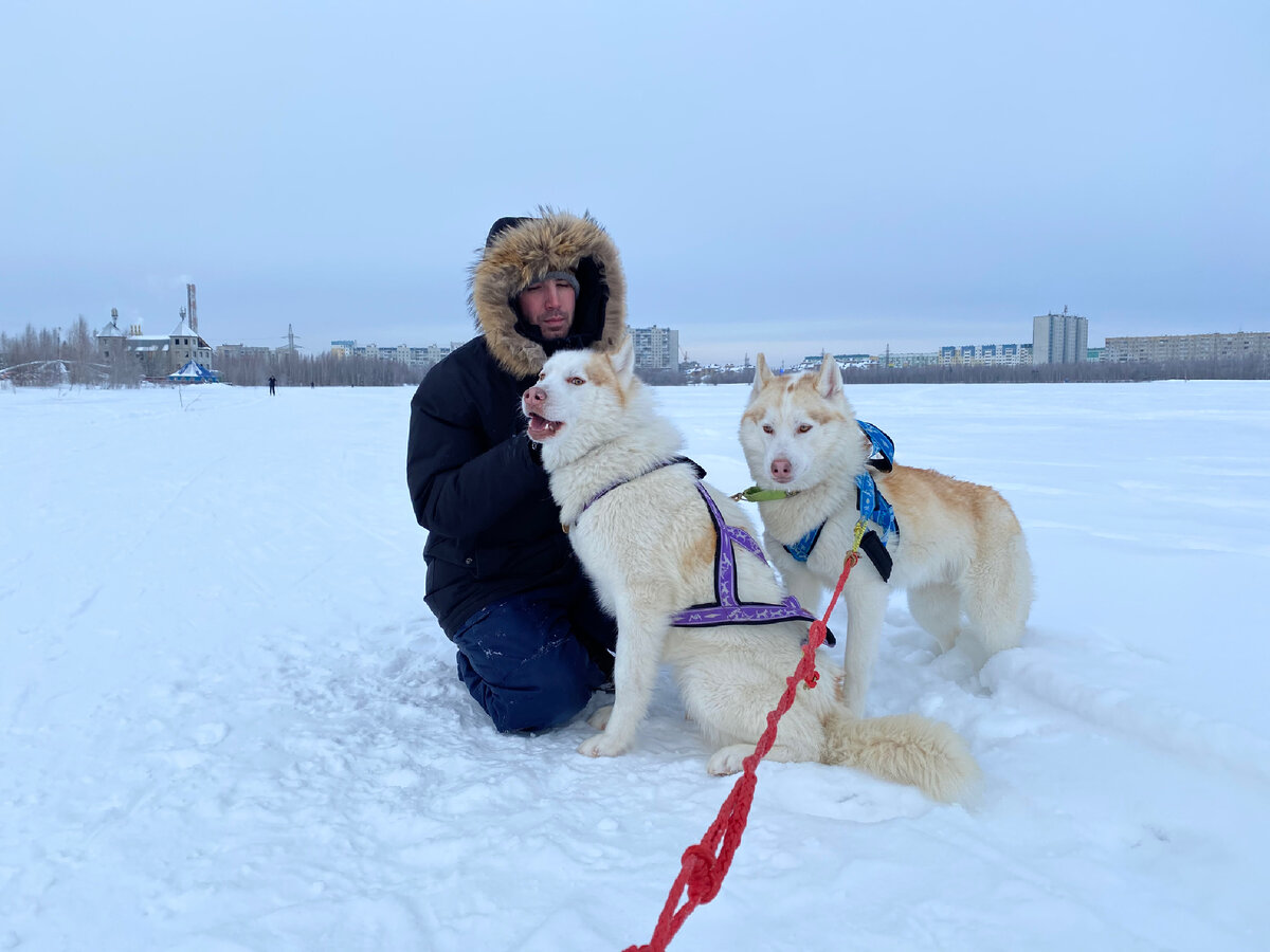 Очень довольные Ильяс, Вилька и Фенька