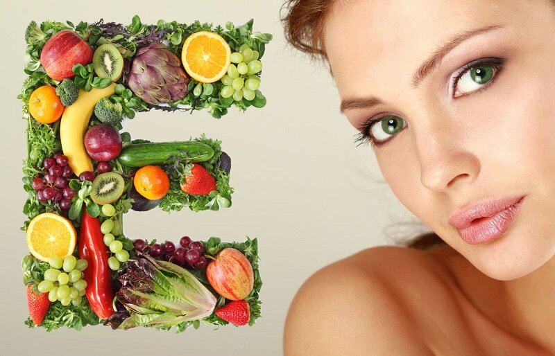 Витамины для лица – простой и натуральный способ решить множество проблем. Сухость, шелушение, появление прыщиков и воспалений может свидетельствовать о нехватке каких-то нутриенов в организме. Как определить чего не хватает? Как возможно использовать витамины для лица? Ответы на эти и другие важные для здоровья кожи вопросы ищите в этой статье.