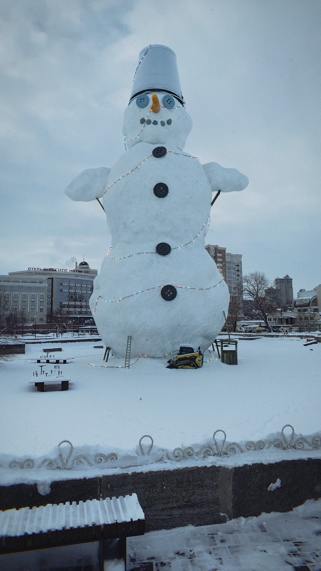 Самый большой снеговик в мире