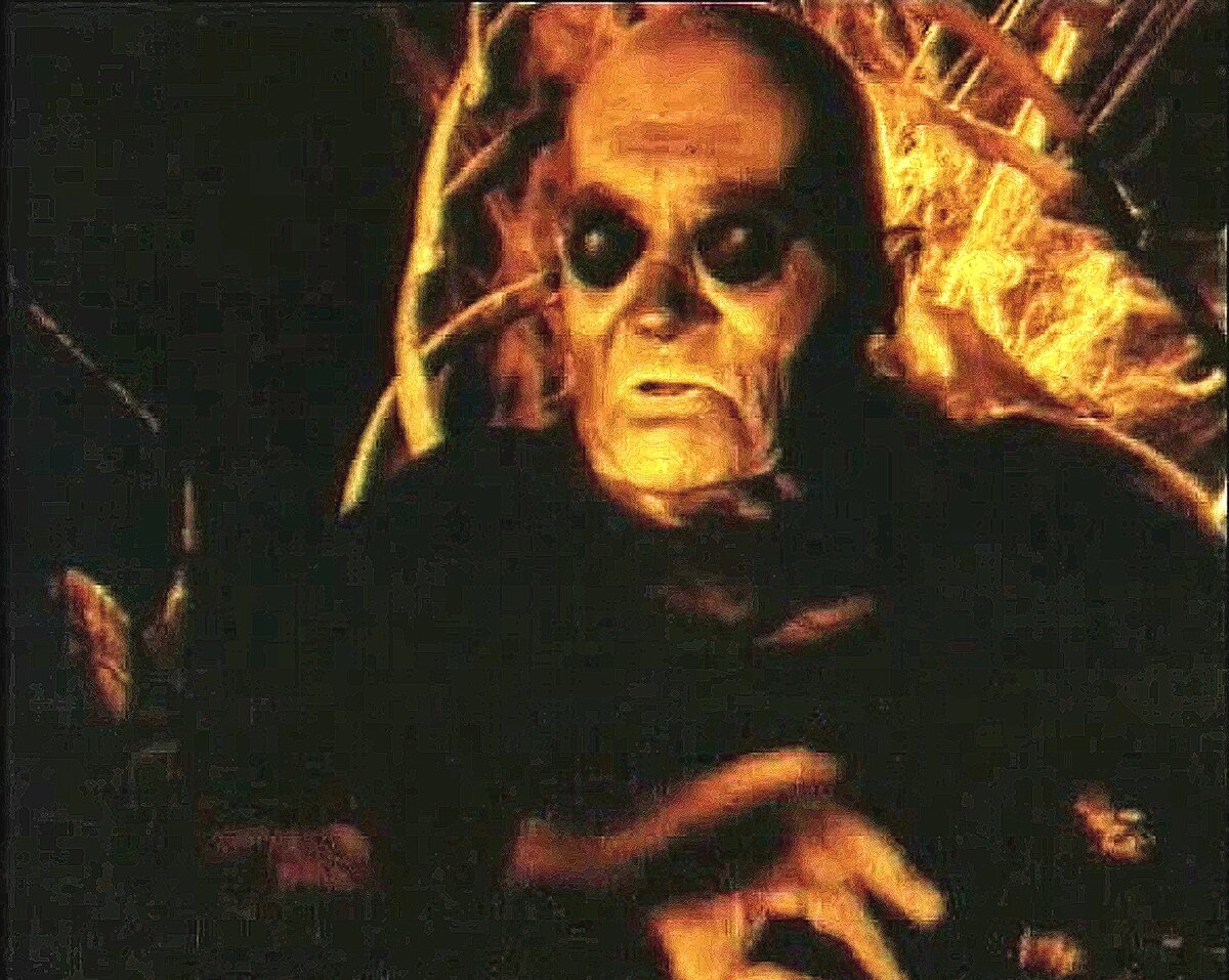 Георгий Милляр в образе злого чародея. Кадр из фильма. Фото из открытых источников 