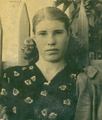 Бабушке 16лет