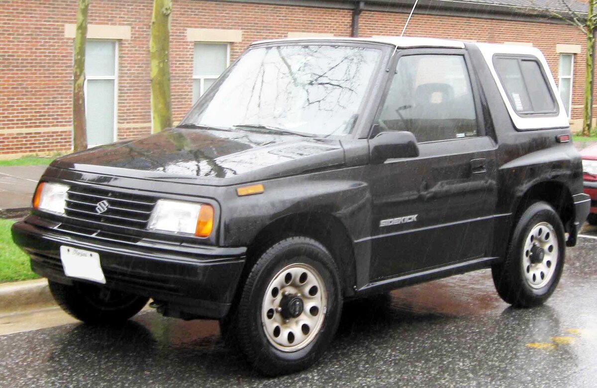"Suzuki Vitara" первого поколения- одна из версий для США(Wikipedia.org)