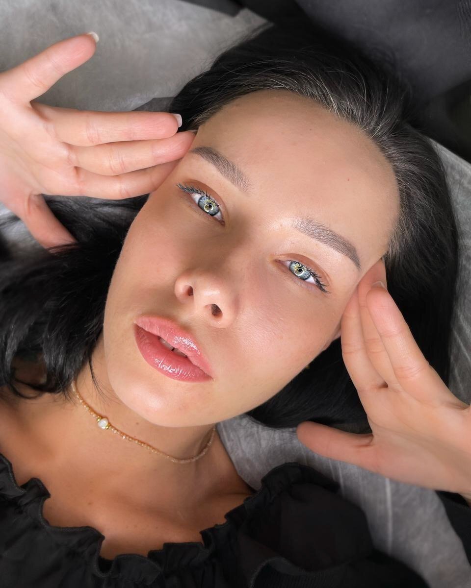 Более 200 подписчиков для мастера перманентного макияжа и оказание услуг по перманентному макияжу на 79 тыс.руб. 
Цель: привести новых подписчиков и клиентов на услуги по перманентному макияжу.

Период работы рекламы 13.12.2021 - 13.01.2022

✅Составлена майндкарта

✅проведена оценка посадочной страницы

✅провела оценку конкурентов

✅собраны аудитории, созданы креативы

✅составлены офферы

Результат

Затраты за период - 14 881,56 руб.
Всего 674 кликов по цене 18,40 руб.
Заработано за период 79 800 руб. и 207 новых подписчиков, будущих клиентов.
Стоимость клиента - 1063₽
ROMI - 536,23%
