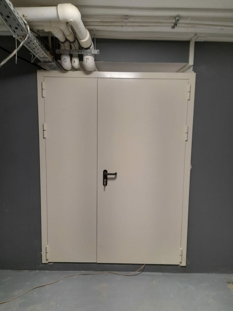 Противопожарные двери ставятся во все дверные проемы в главном помещении котельной. 