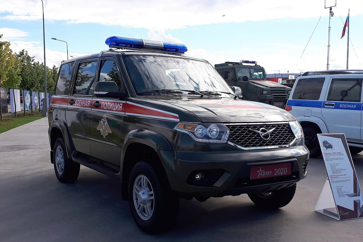     Чем армейские УАЗы отличаются от гражданских: вы ни за что не догадаетесь