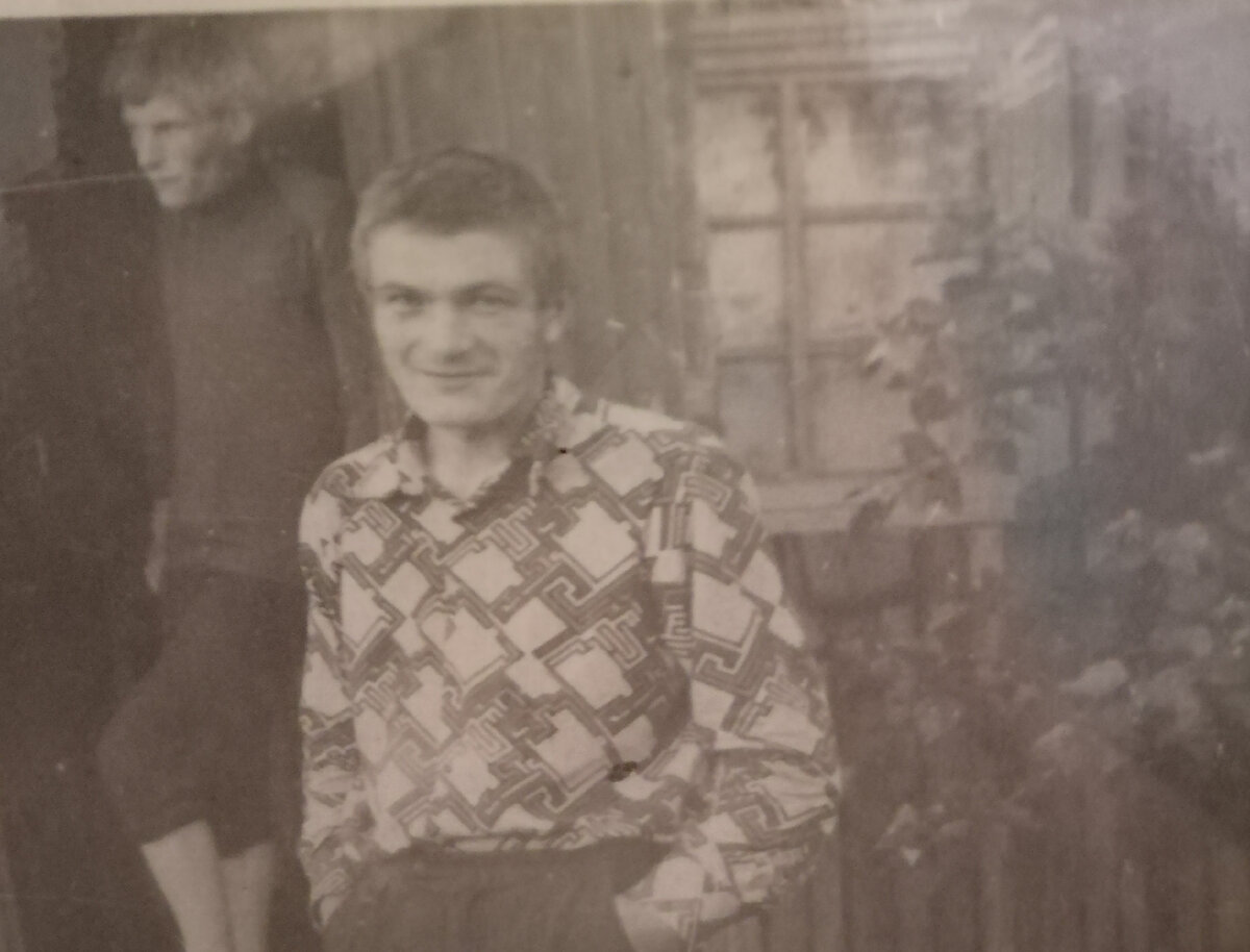 Василий. Здесь ему 18лет.