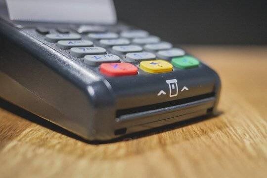    Российские карты «Мир» могут начать принимать в Индонезии