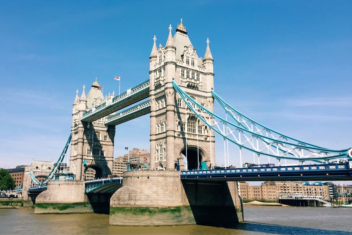 Тауэрский мост в жизни. (Фотографии к тексту взяты из свободных источников)