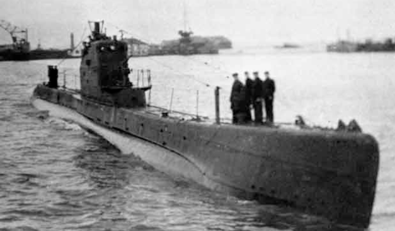 Подводная лодка Щ-309 в Кронштадте, 1942 год