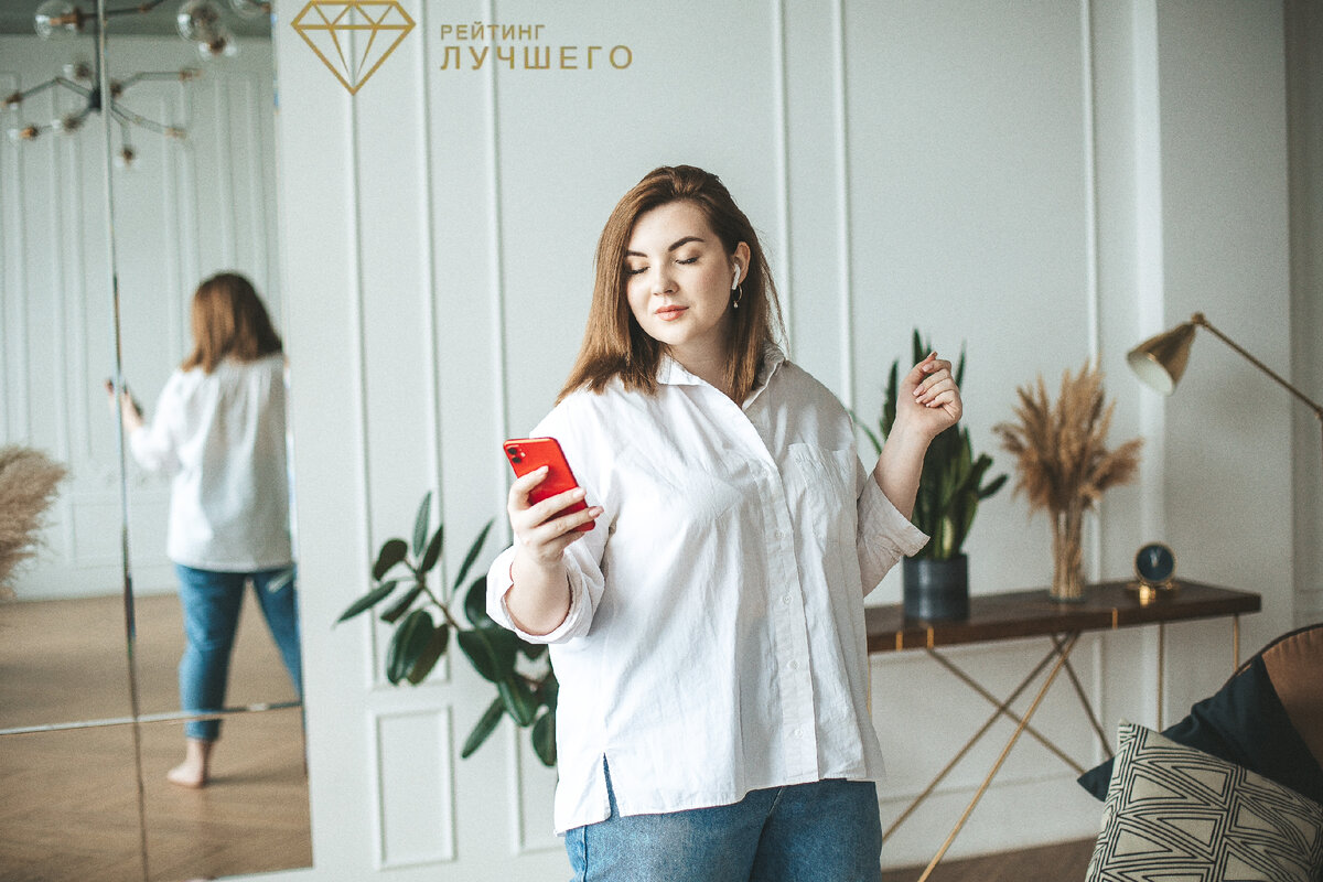 Наушники выпадают из ушей: что делать и в чём причина? 