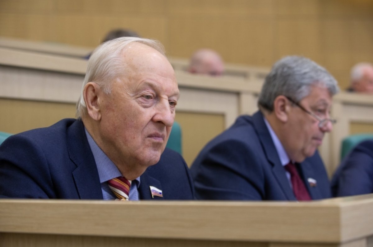    Россель рассказал о спасении Уралвагонзавода от Чубайса