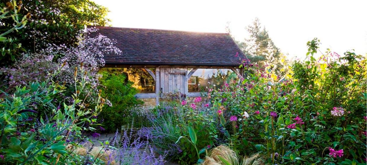 Gravetye Manor, Великобритания. Автор сада: Уильям Робинсон, садовник: Tom Coward. https://www.gravetyemanor.co.uk 