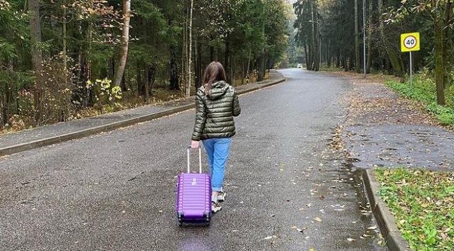 Посмотри на себя: тебе уже за 30, ты потеряла себя, постоянно грустишь и не знаешь, к чему стремиться.