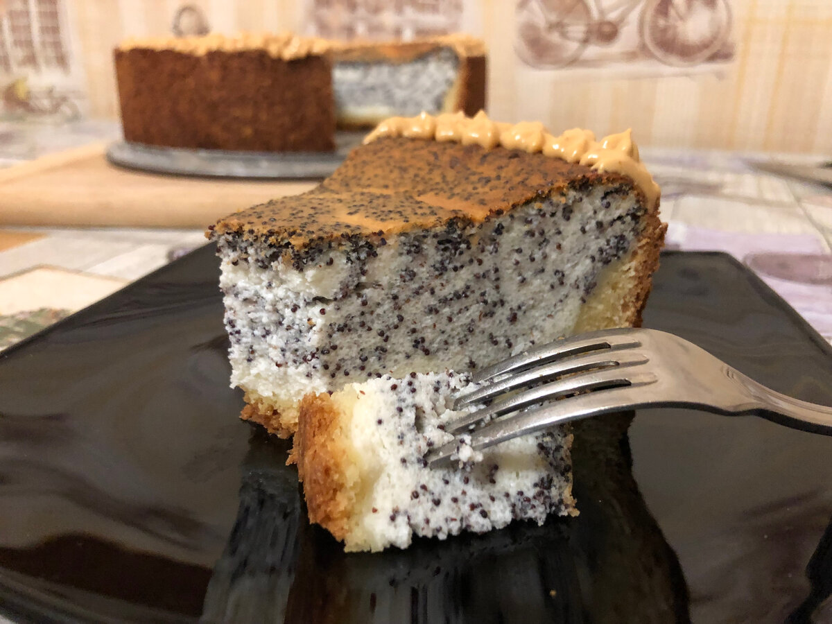 Чизкейк с маком