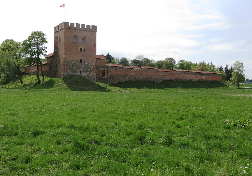 Медининкай. Как устроен крупнейший замок Литвы? | Субъективный ...