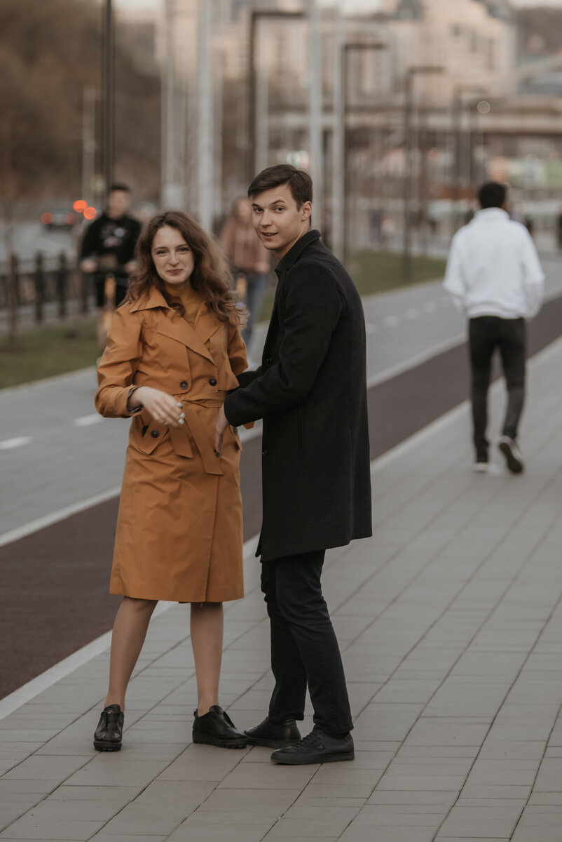 Модели Руслан и девушка, Набережная, Уфа, апрель 2021