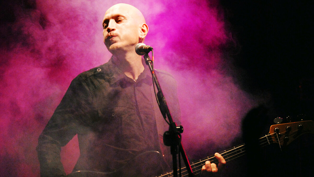 фото: https://www.gazeta.ru/culture/photo/fedorov-tequilajazzz-bday.shtml#!photo=4