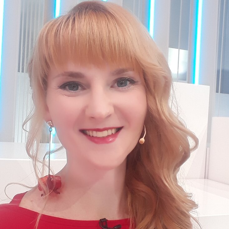 Антоненко Мария Владимировна - серебряный призер конкурса "Лучший гид Москвы 2019", автор многочисленных публикаций о Москве.