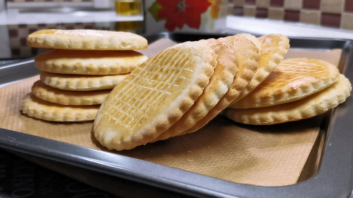 Вспомнила молочные коржики и нашла удачный, на мой взгляд, рецепт. Вкус как  в детстве. Показываю, как приготовить дома | Розовый баклажан | Дзен